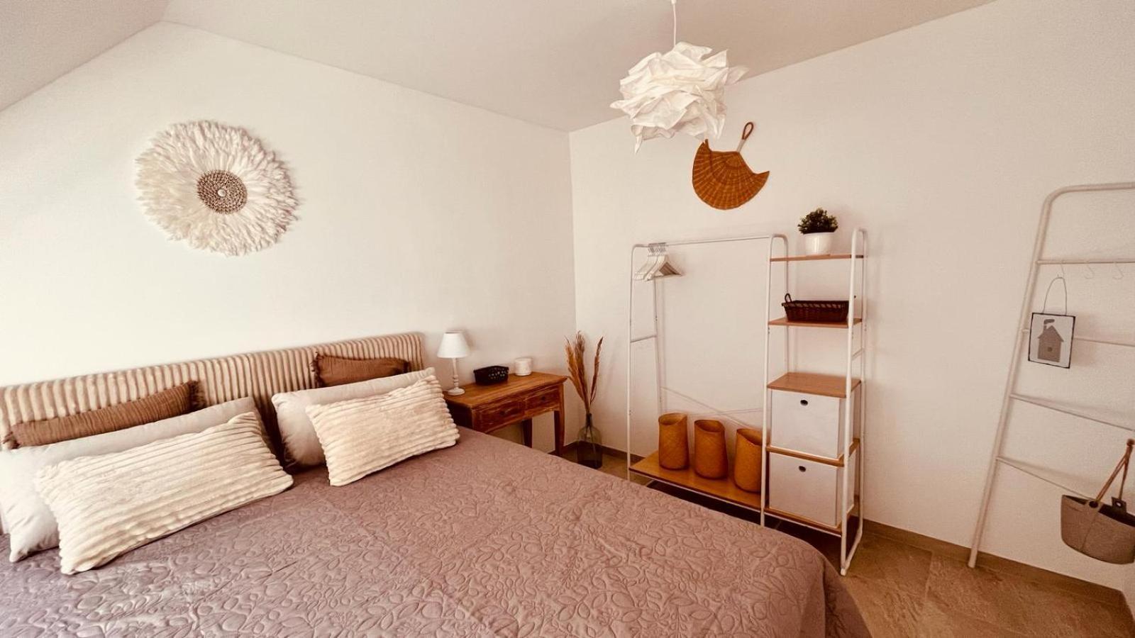Apartment Am Schloss - Air ซาร์บรึคเคน ภายนอก รูปภาพ